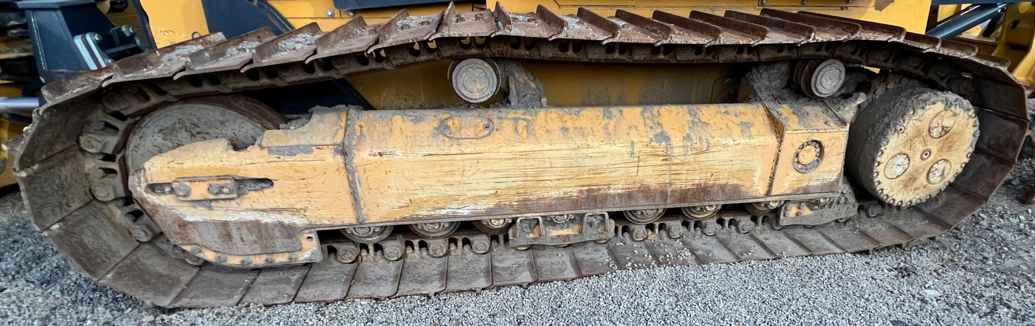 2019 DEERE 750k LGP - Image 40