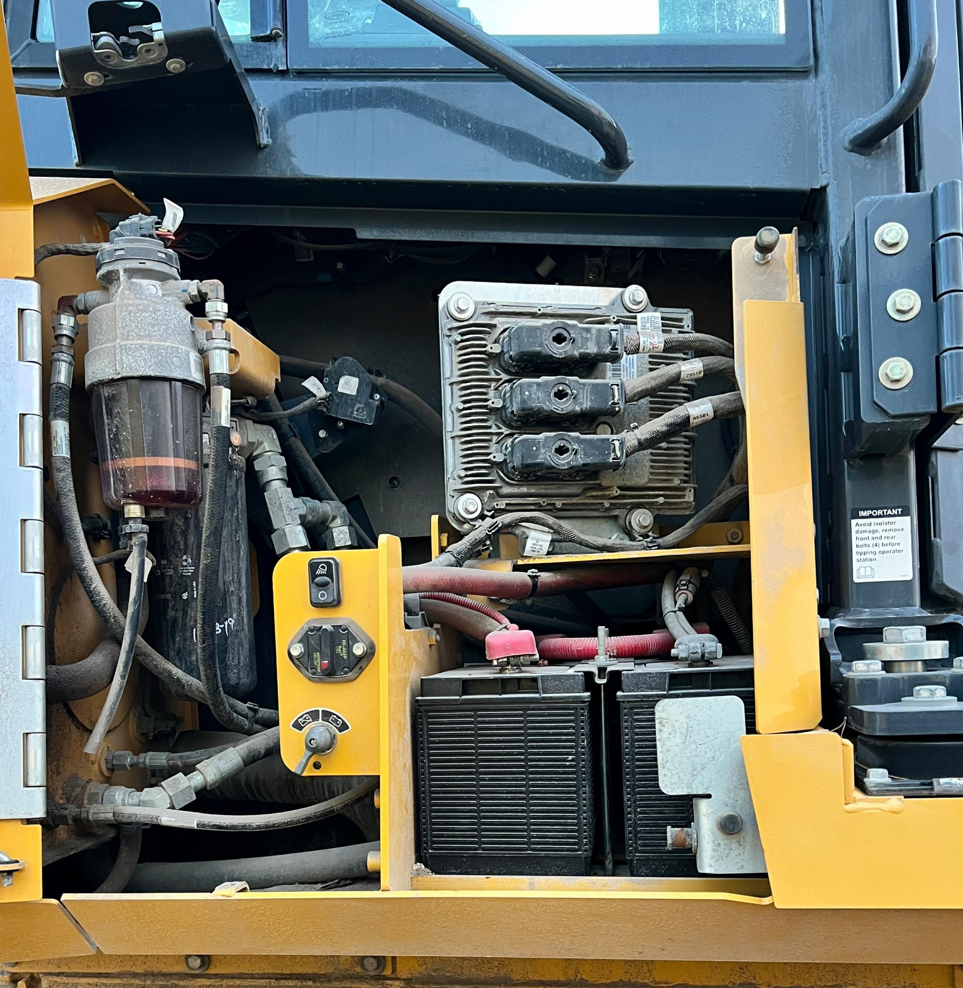 2019 DEERE 750k LGP - Image 48