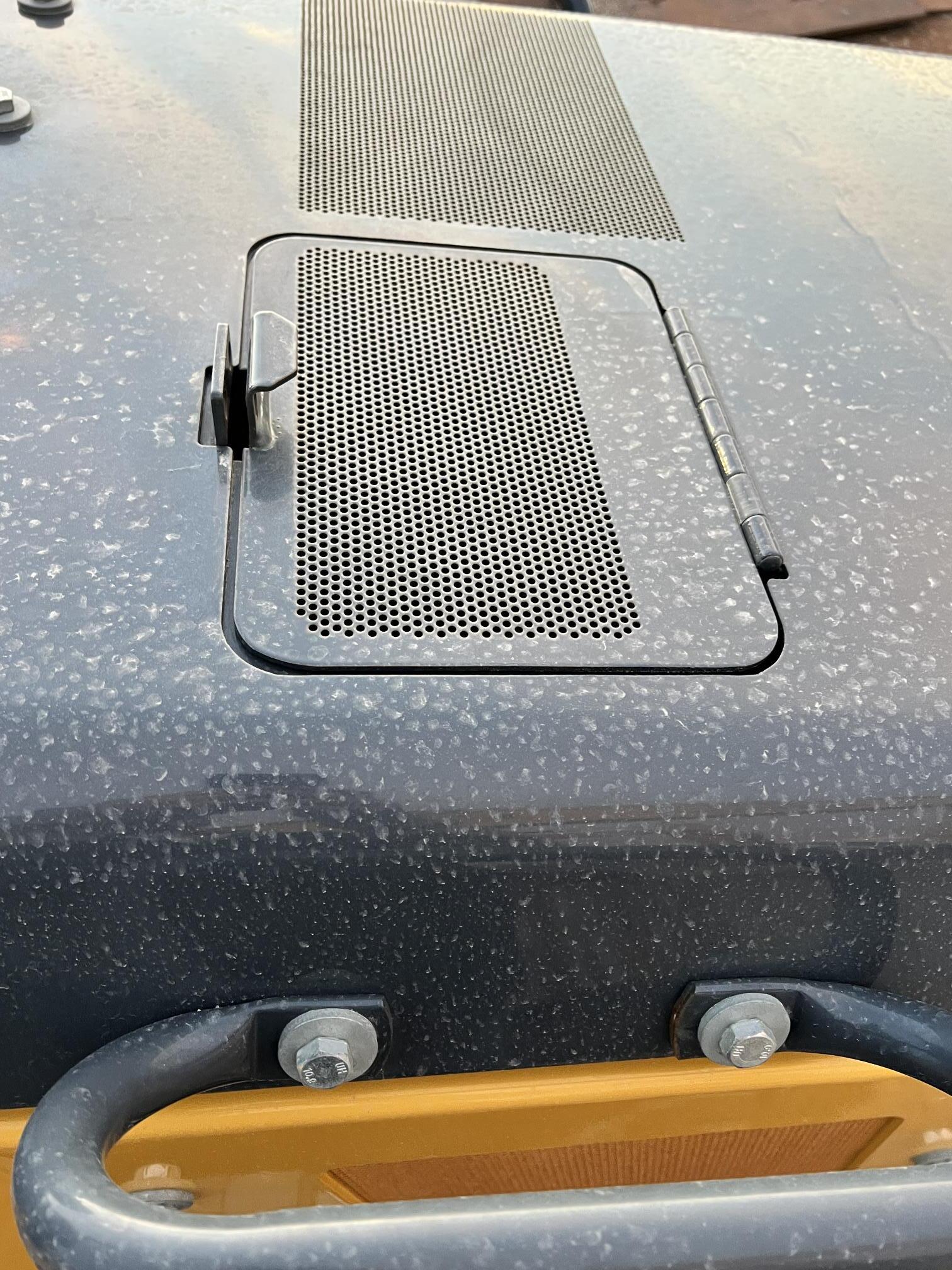 2019 DEERE 750k LGP - Image 53