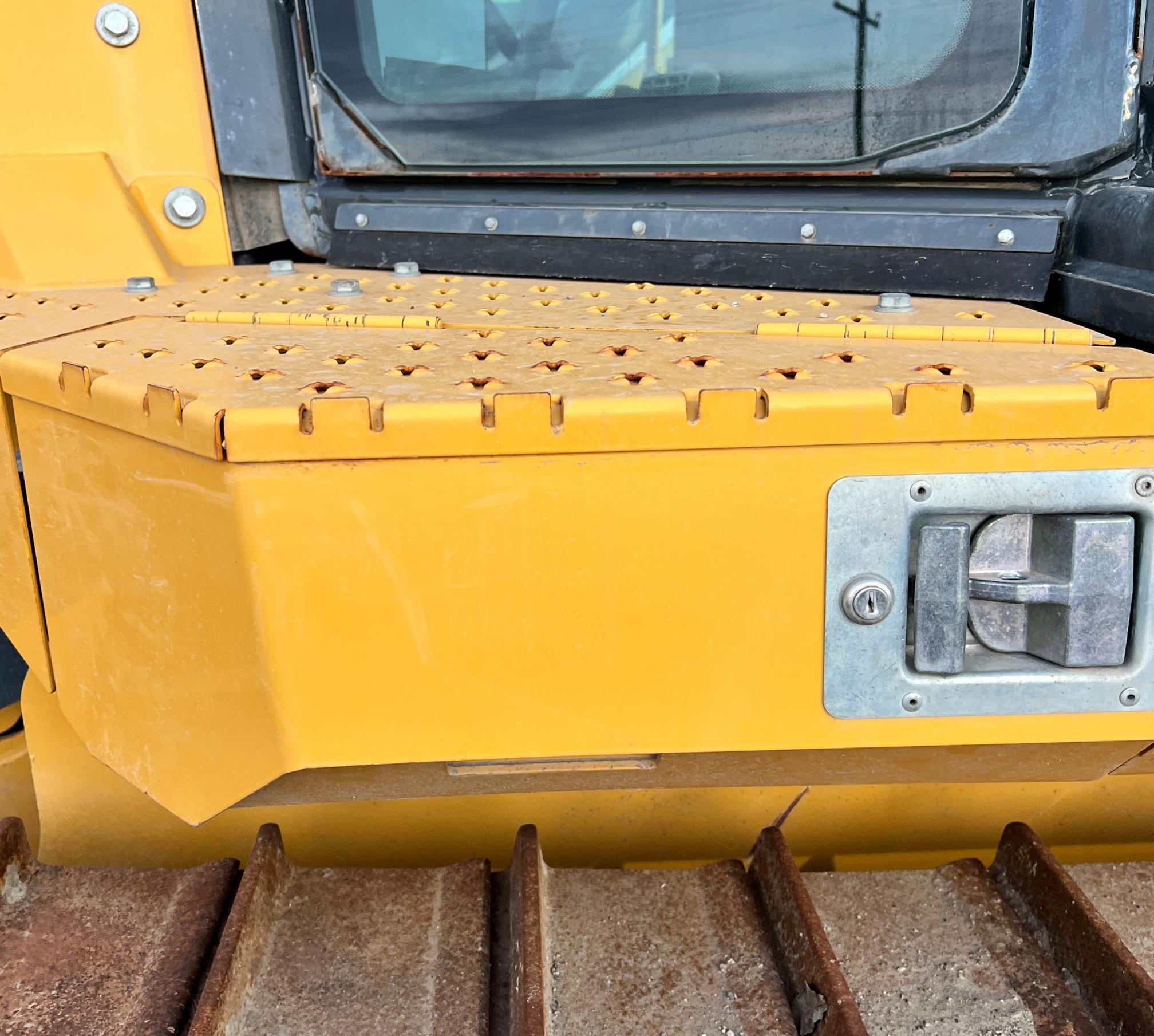 2019 DEERE 750k LGP - Image 58