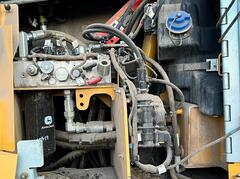 2019 DEERE 750k LGP - Image 57