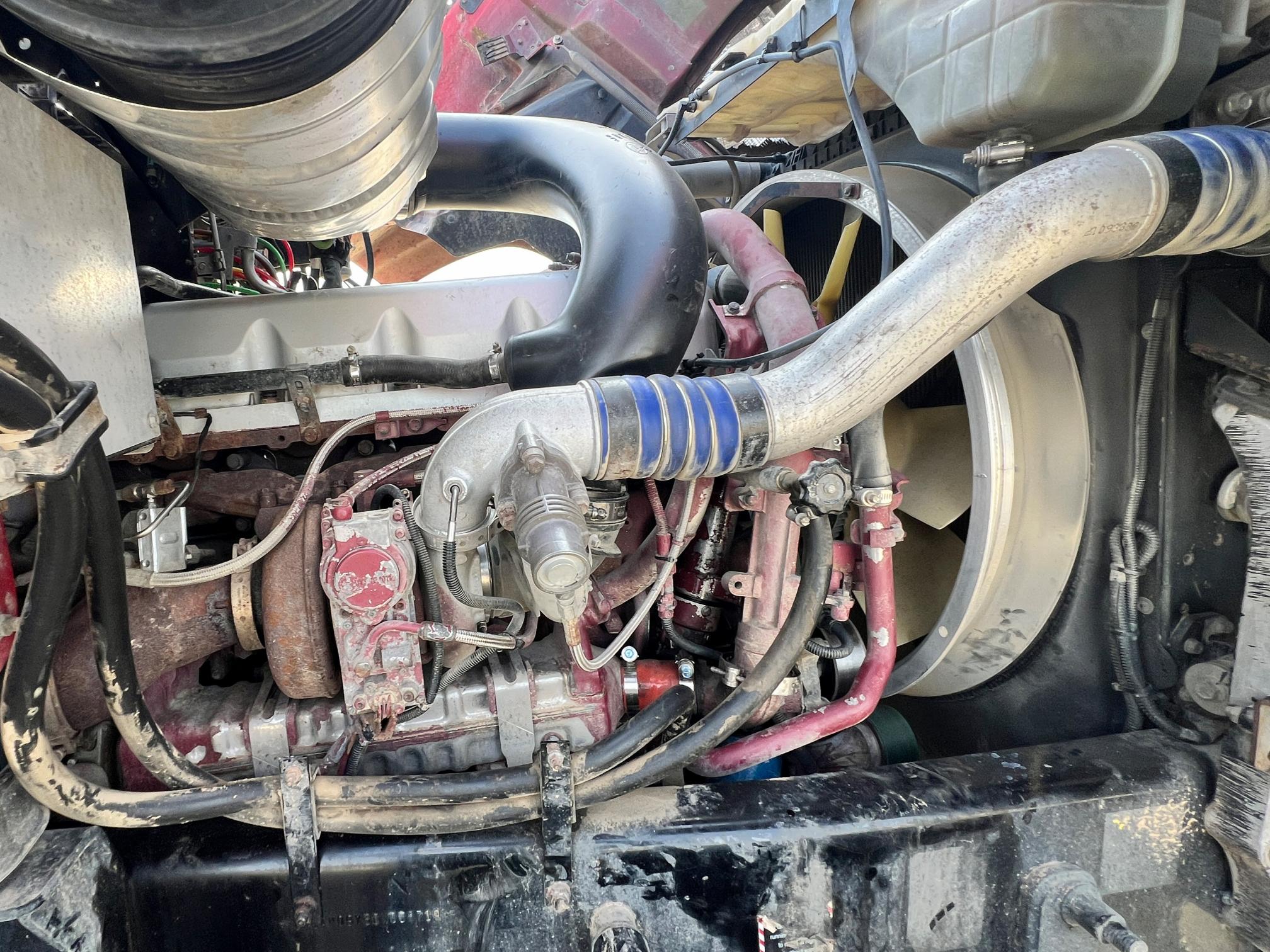 2011 MACK Pinnacle CHU613 - Image 32