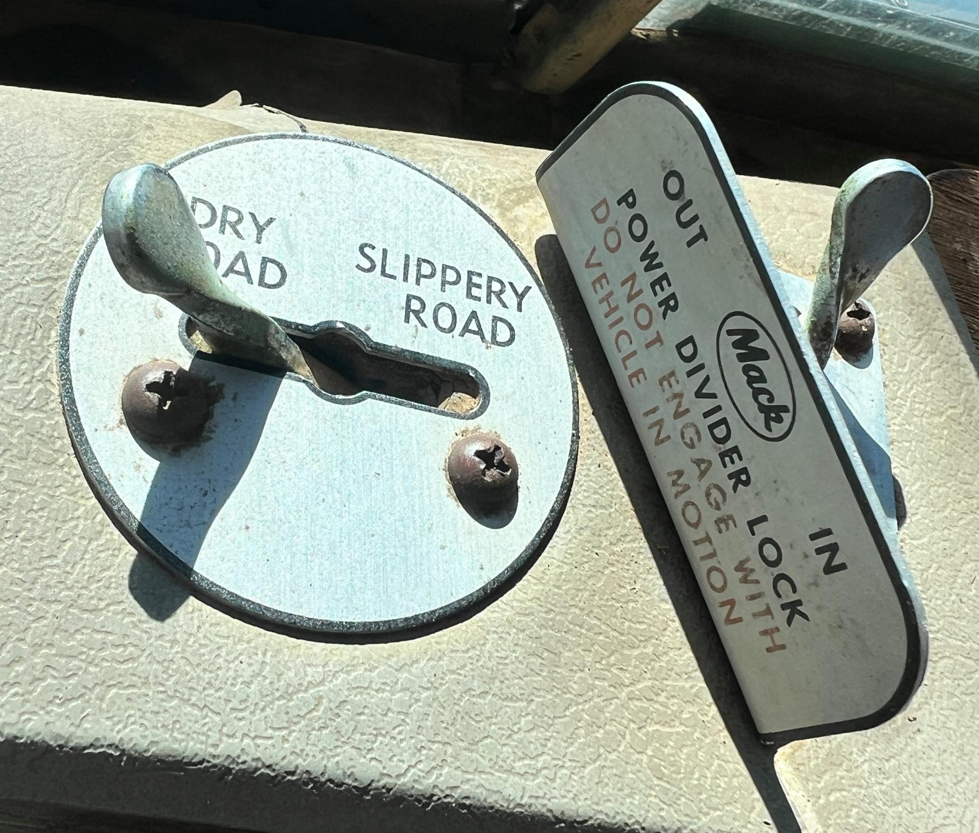 1974 MACK RS767 LST - Image 43