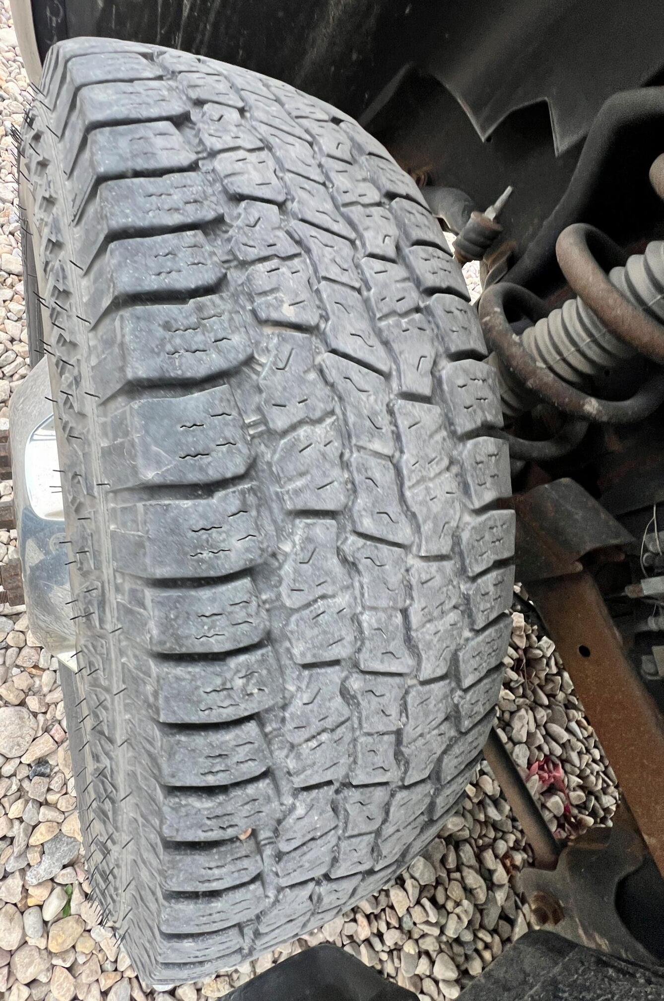 2012 DODGE Ram 3500 1 Ton Dually - Image 23