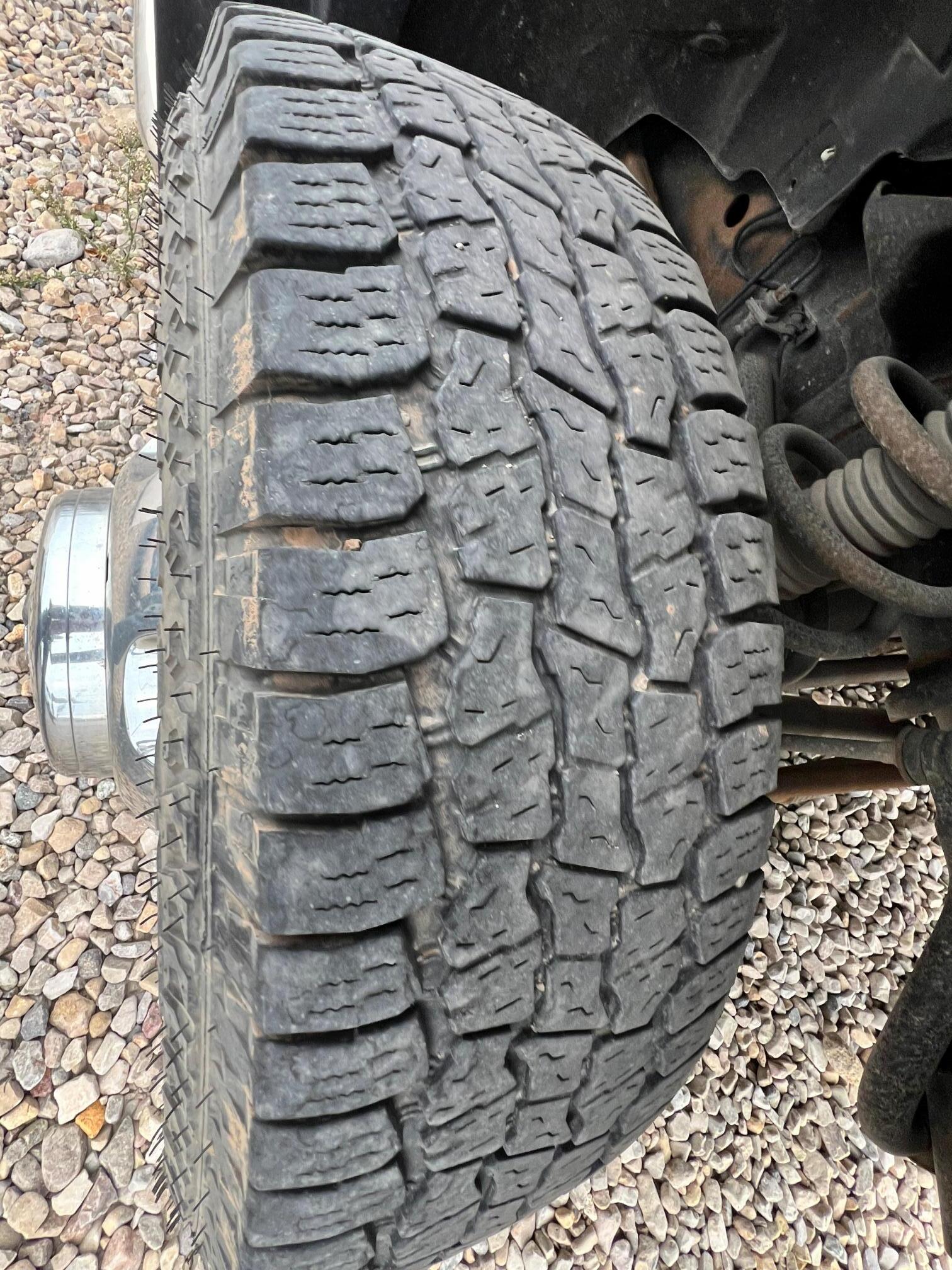 2012 DODGE Ram 3500 1 Ton Dually - Image 26