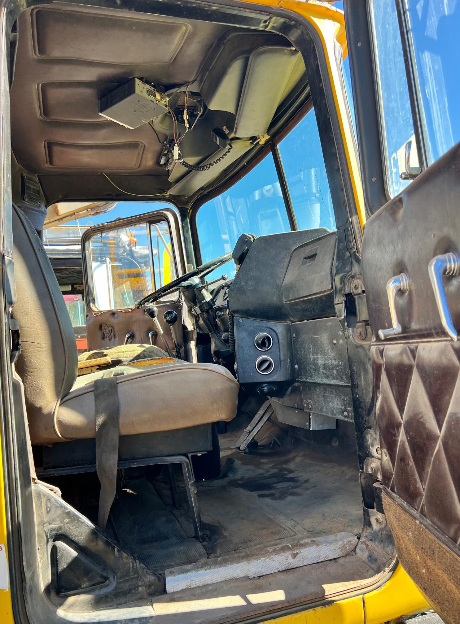 1979 MACK RW766LST - Image 30