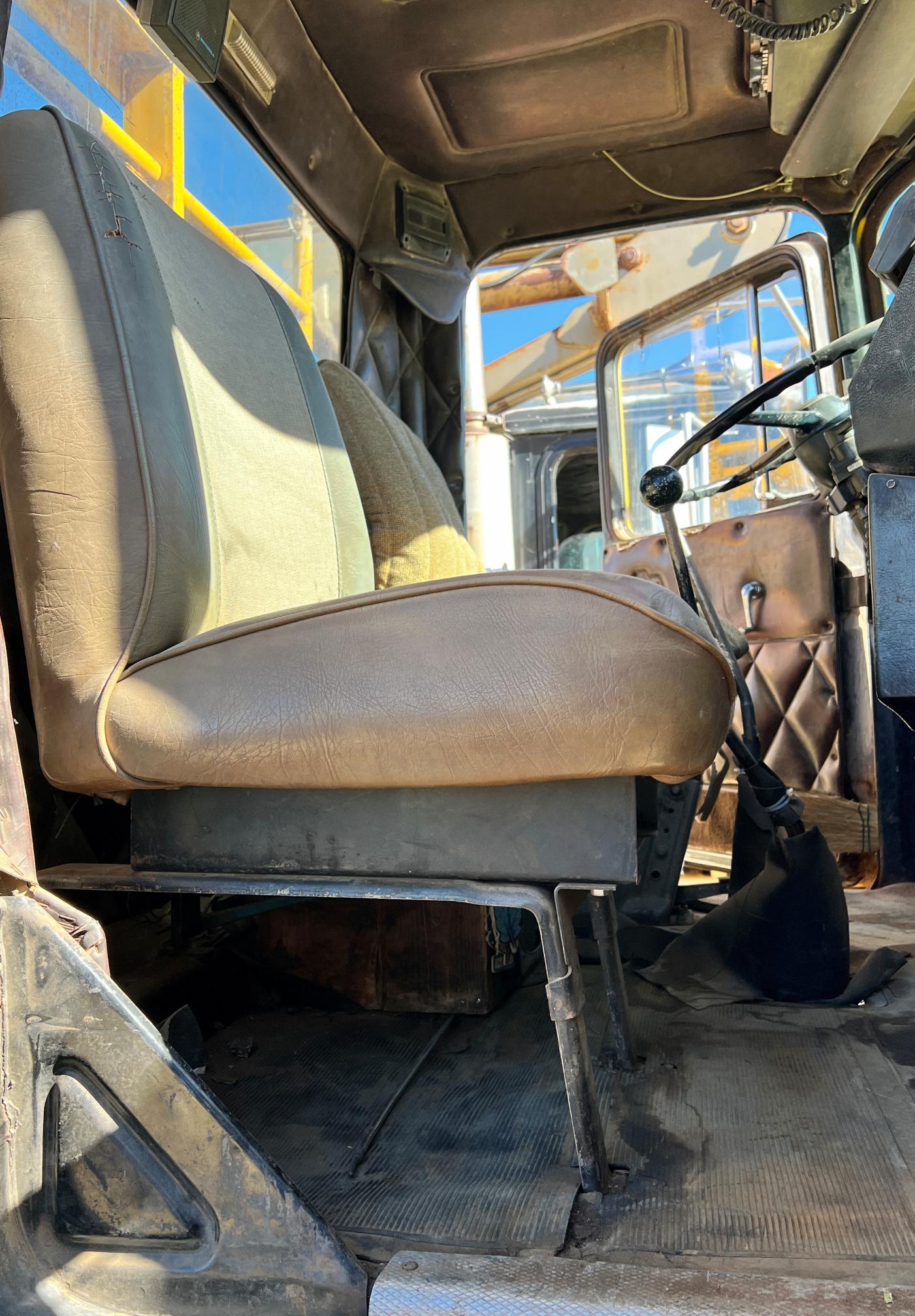 1979 MACK RW766LST - Image 33