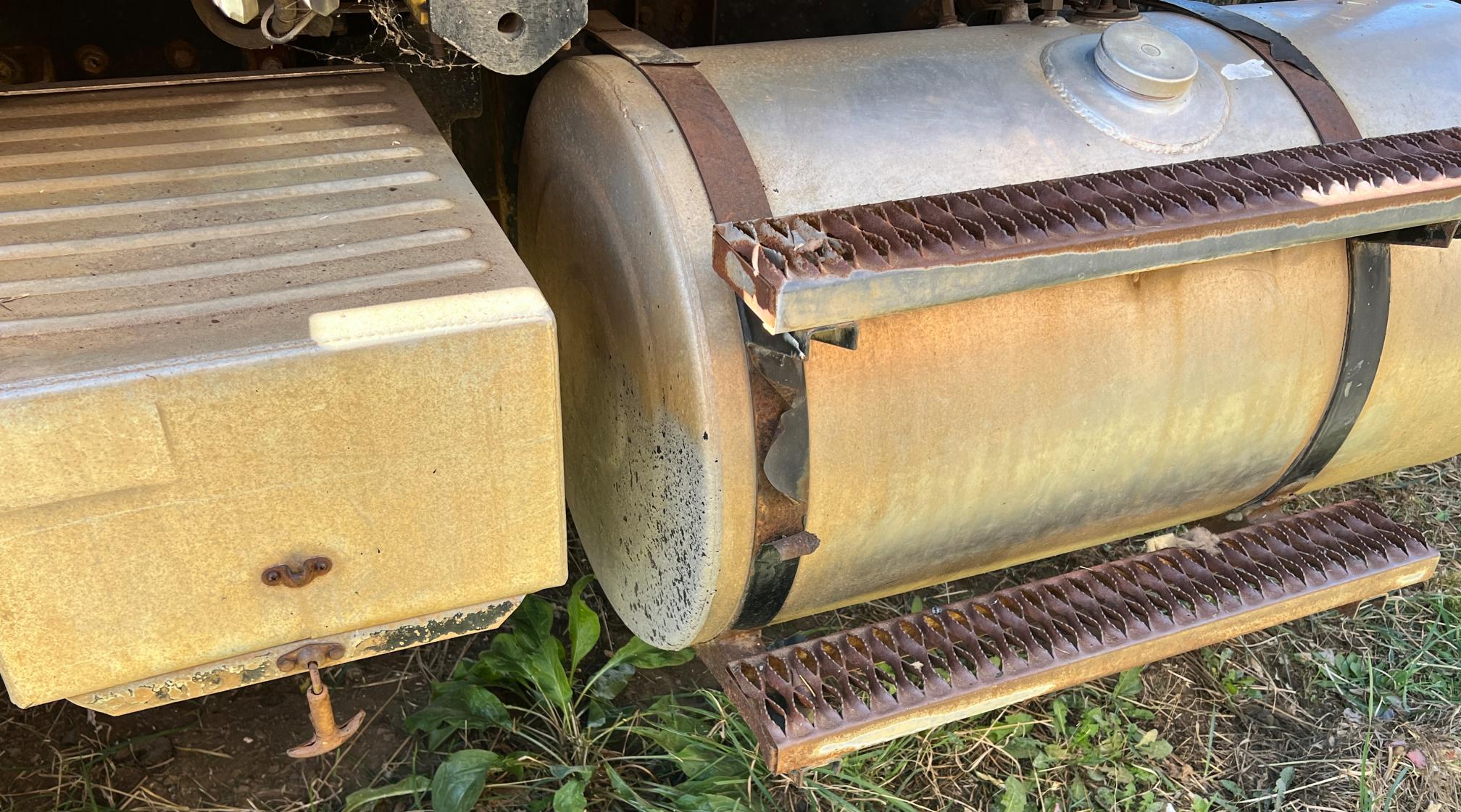 1979 MACK RW766LST - Image 35