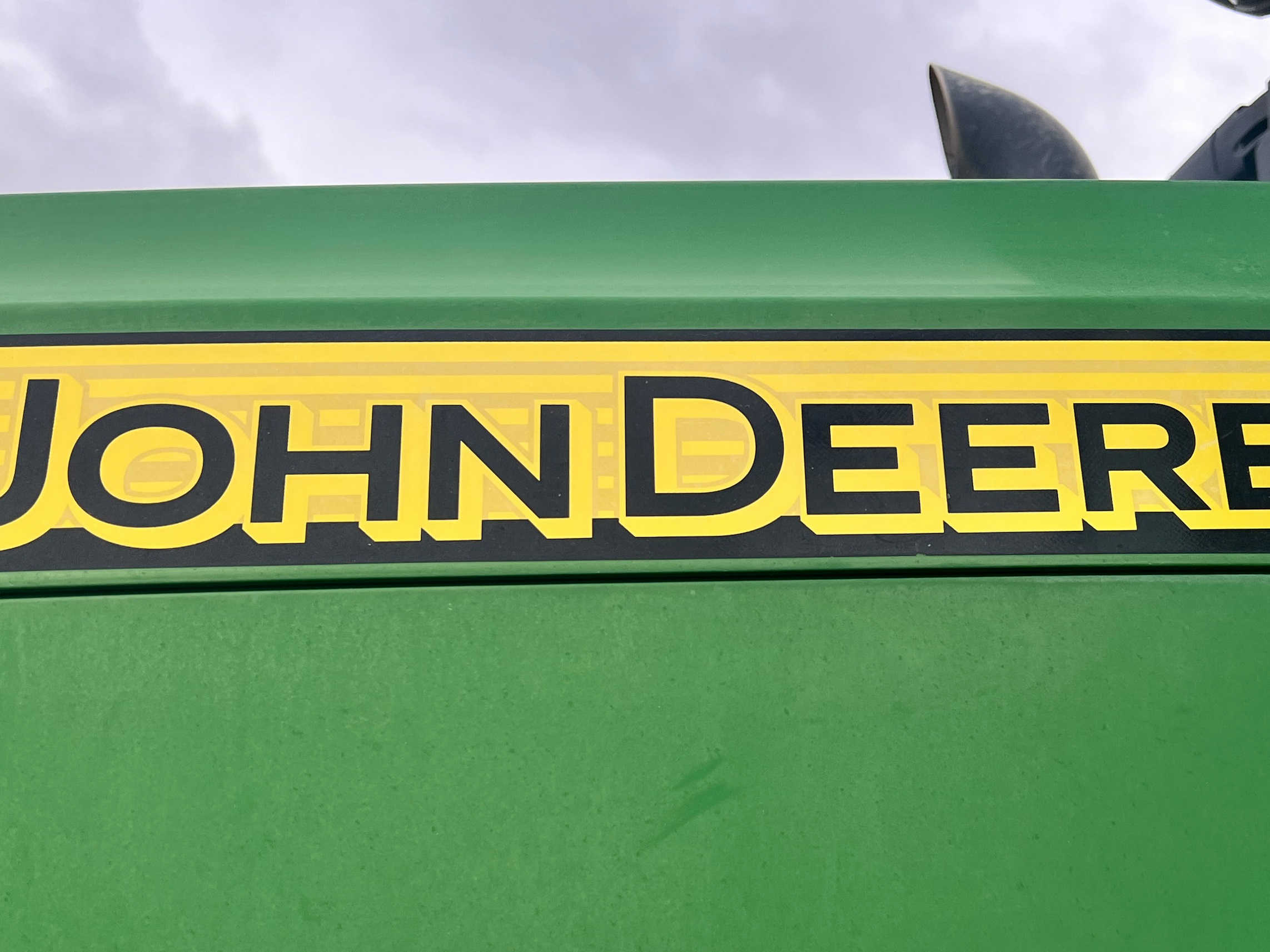2011 JOHN DEERE 8285R - view 18 of 29