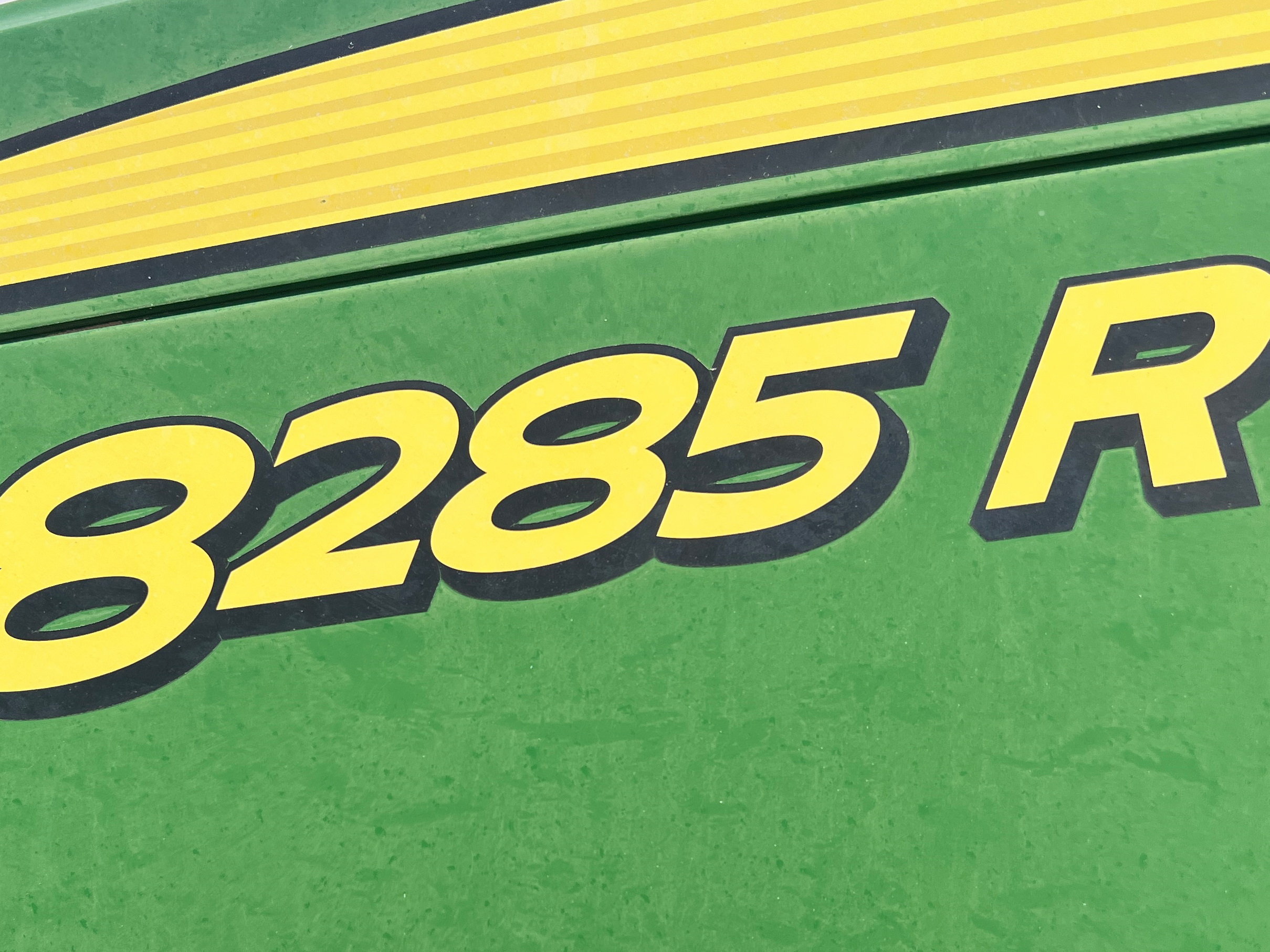 2011 JOHN DEERE 8285R - view 19 of 29