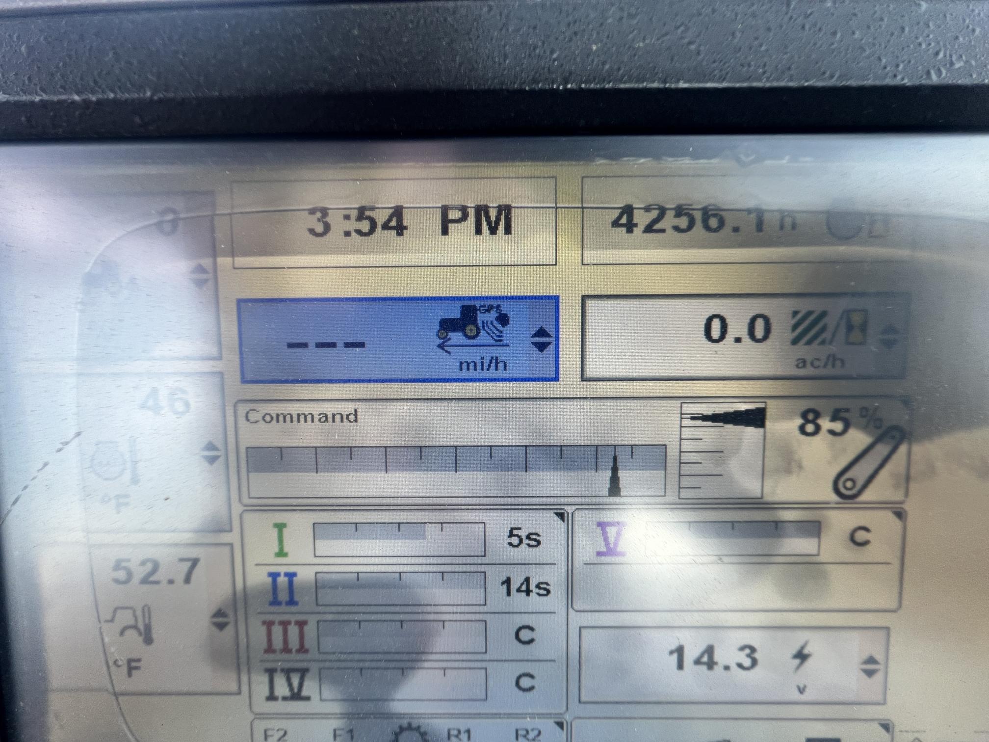 2011 JOHN DEERE 8285R - view 11 of 29