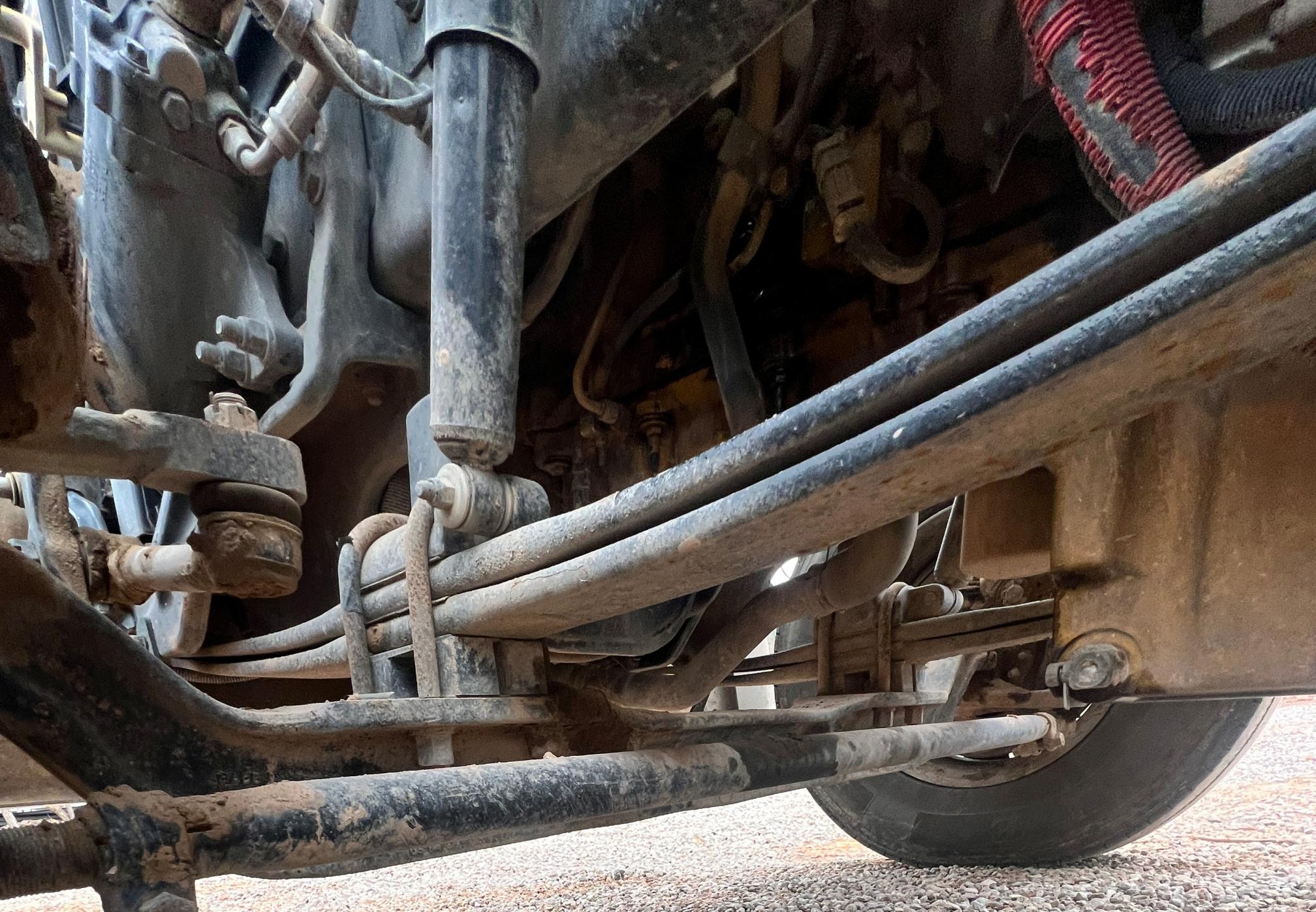 2010 PETERBILT 365 - Image 26