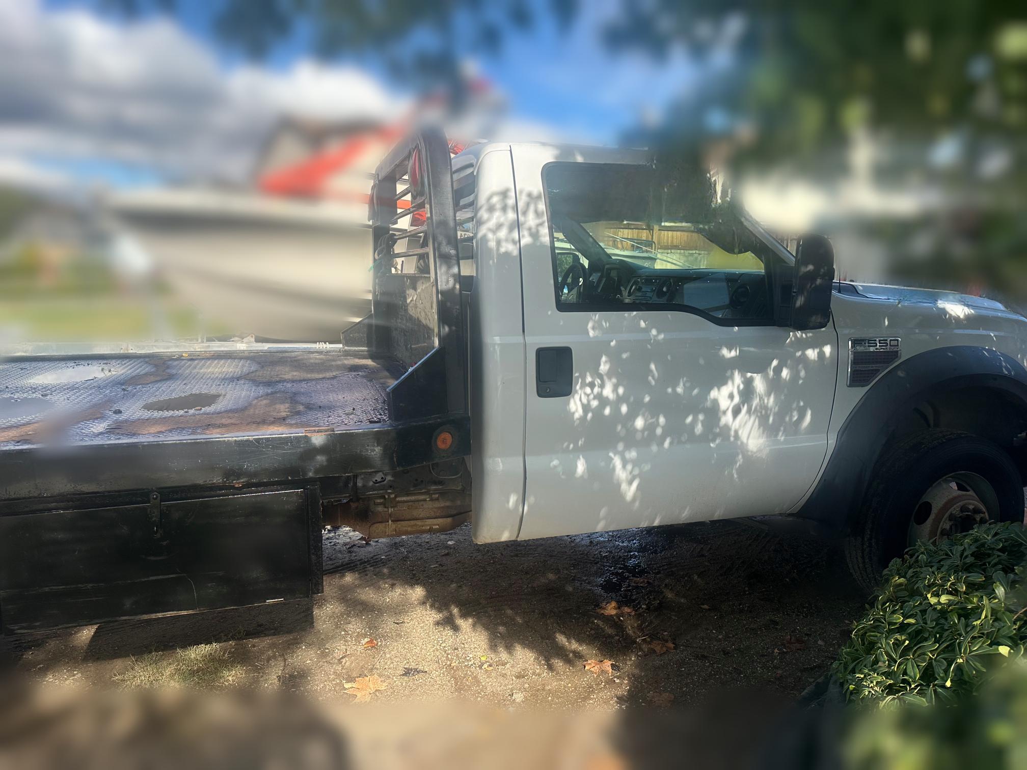 2008 FORD F550 - Image 4