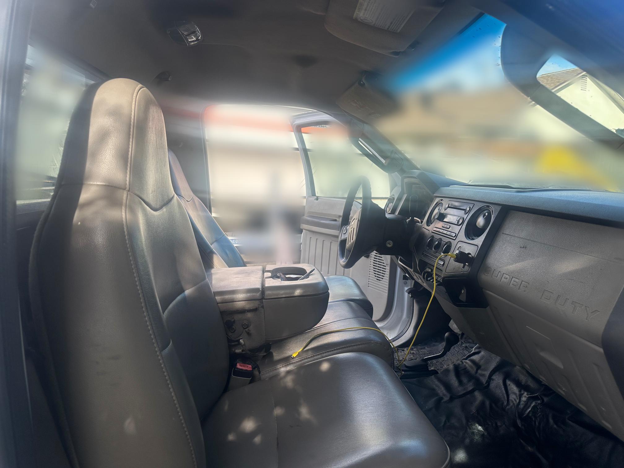 2008 FORD F550 - Image 13