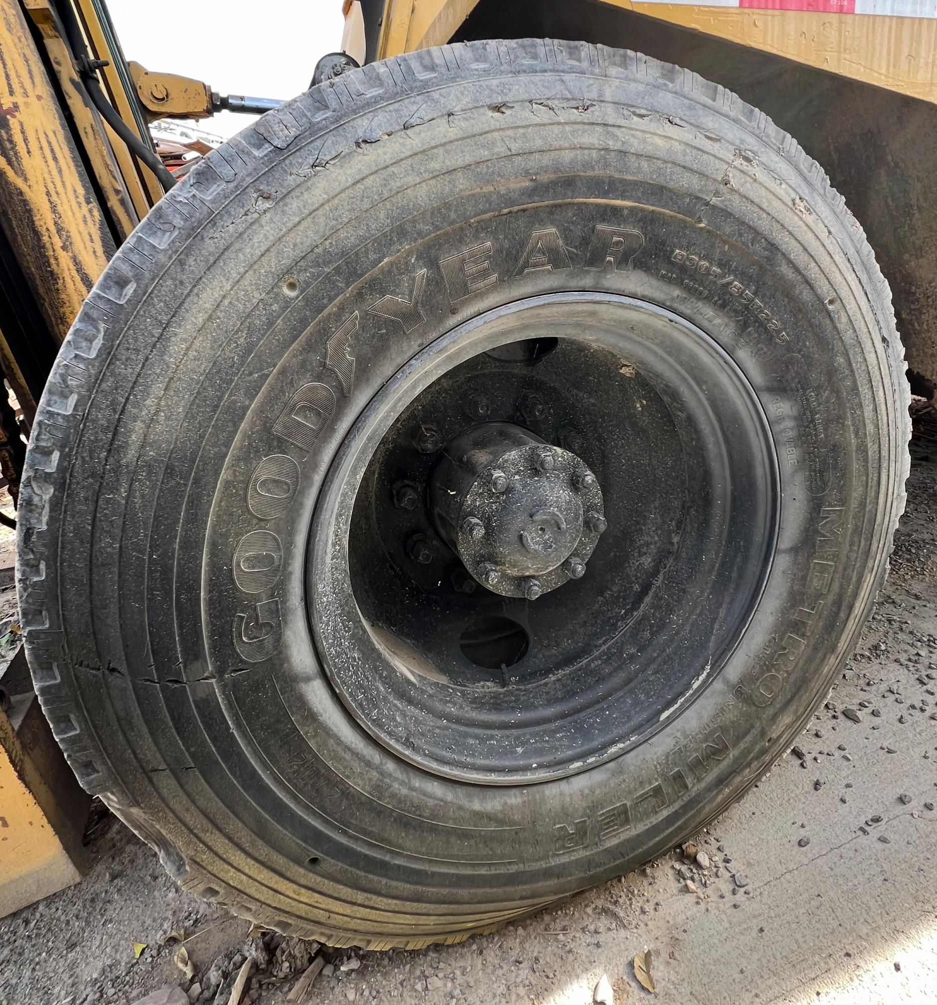 1982 WIGGINS WD228y - Image 44