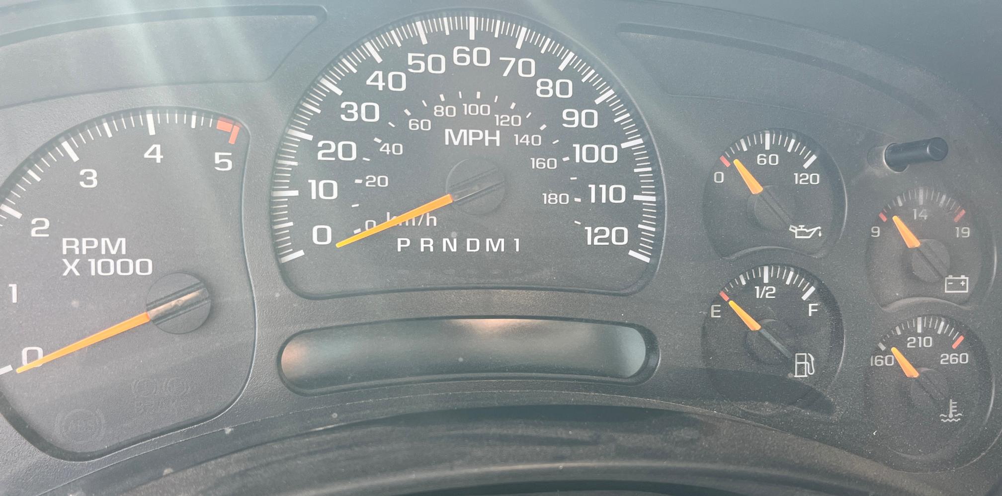 2005 GMC 3500 Sierra 1-Ton - Image 23