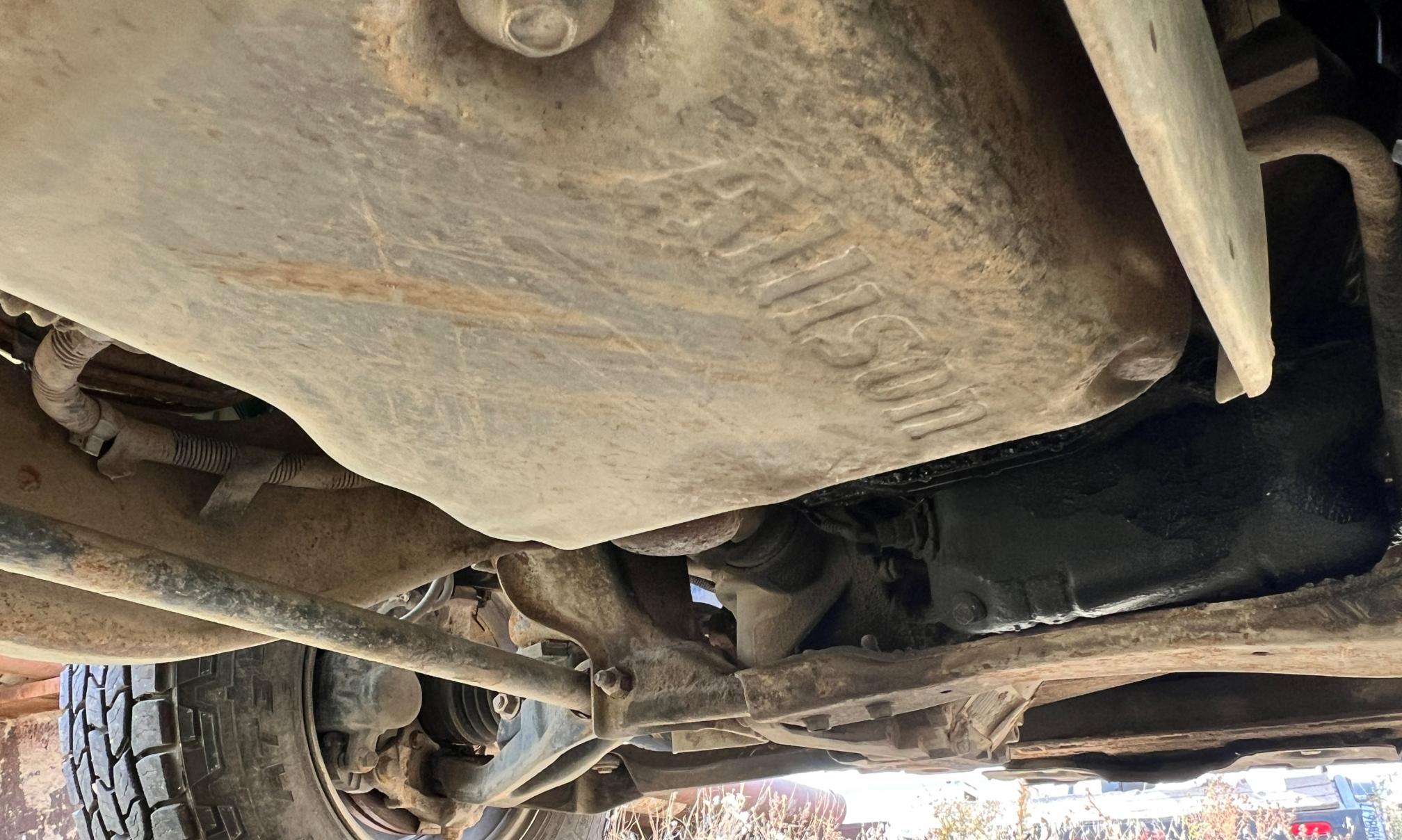 2005 GMC 3500 Sierra 1-Ton - Image 35