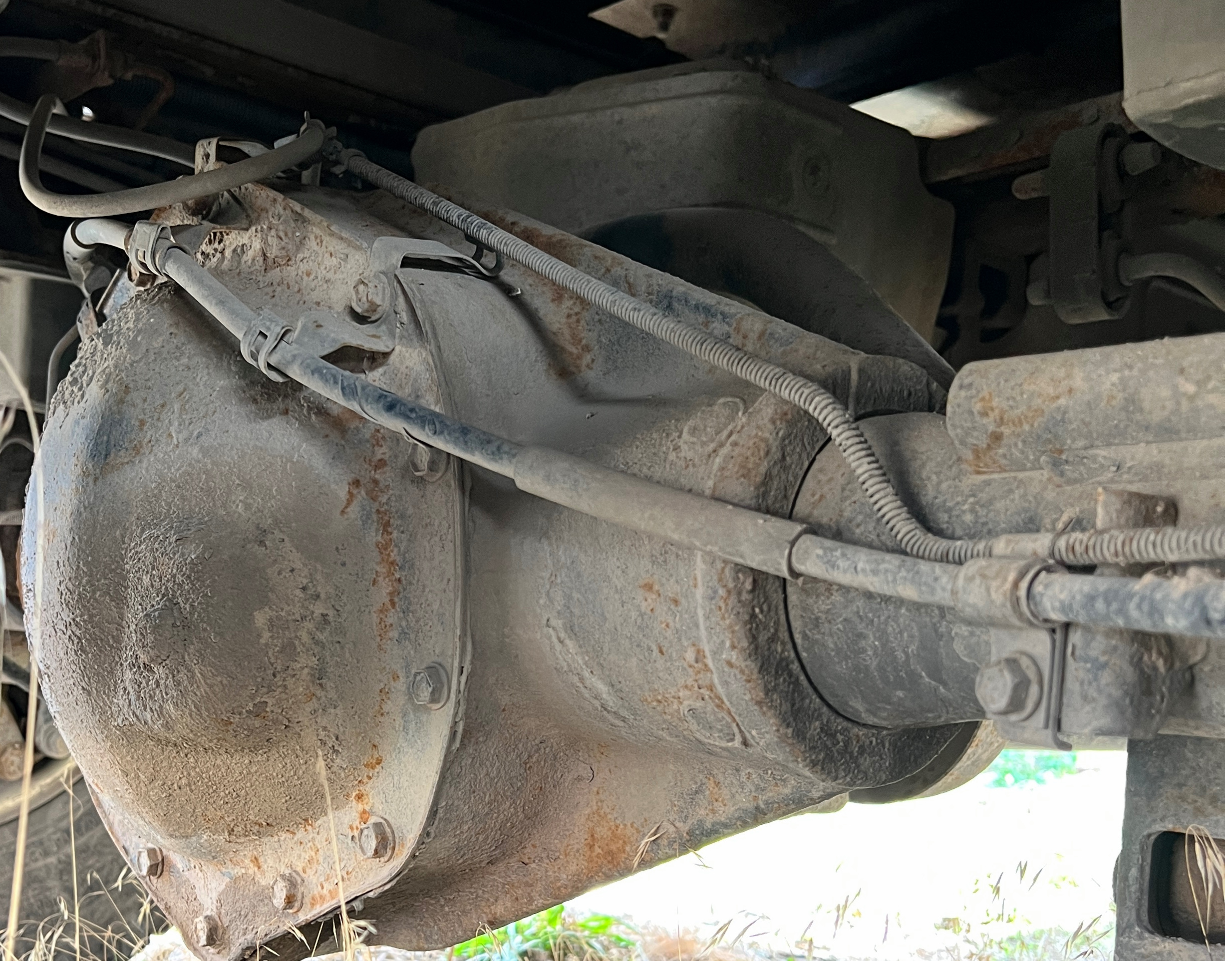 2005 GMC 3500 Sierra 1-Ton - Image 37