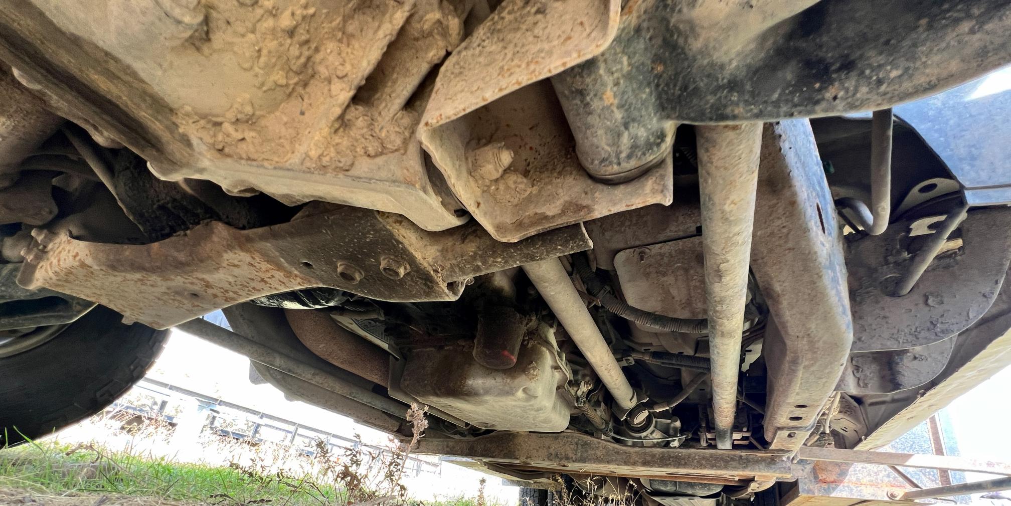 2005 GMC 3500 Sierra 1-Ton - Image 41