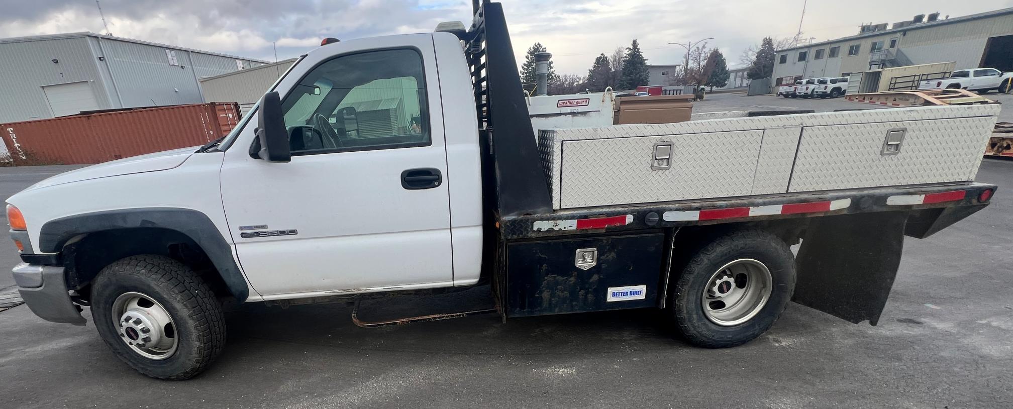 2005 GMC 3500 Sierra 1-Ton - Image 8