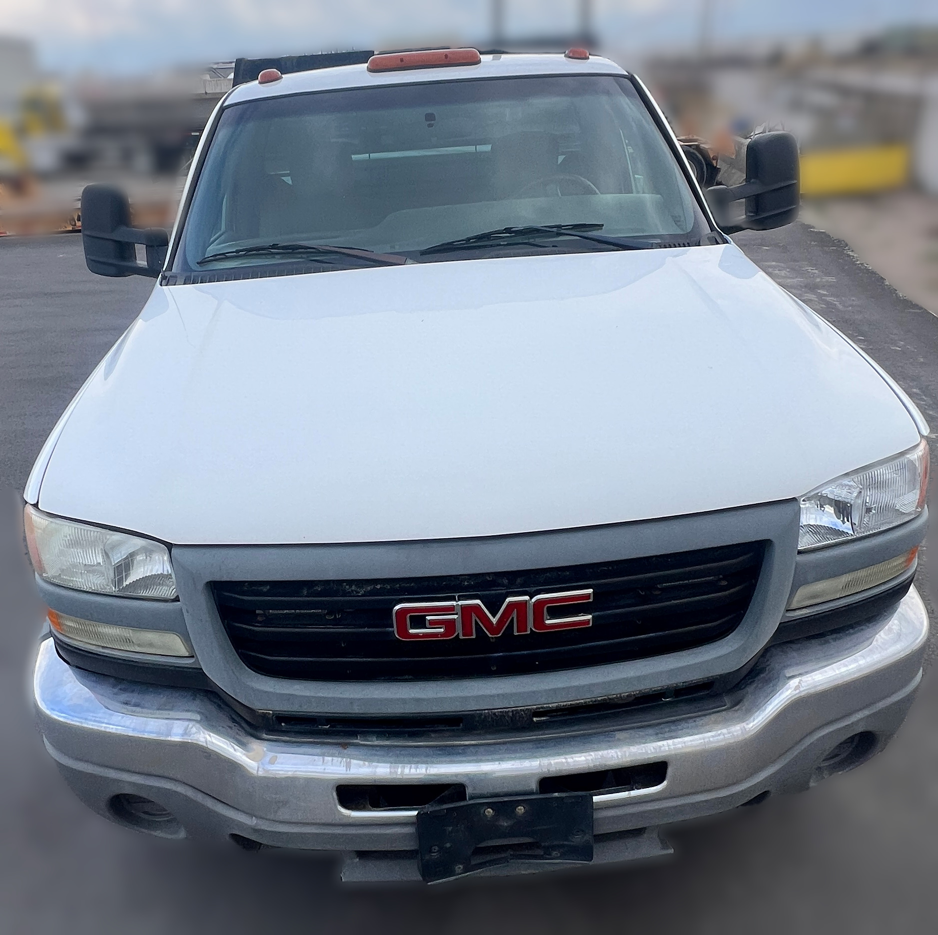 2005 GMC 3500 Sierra 1-Ton - Image 7