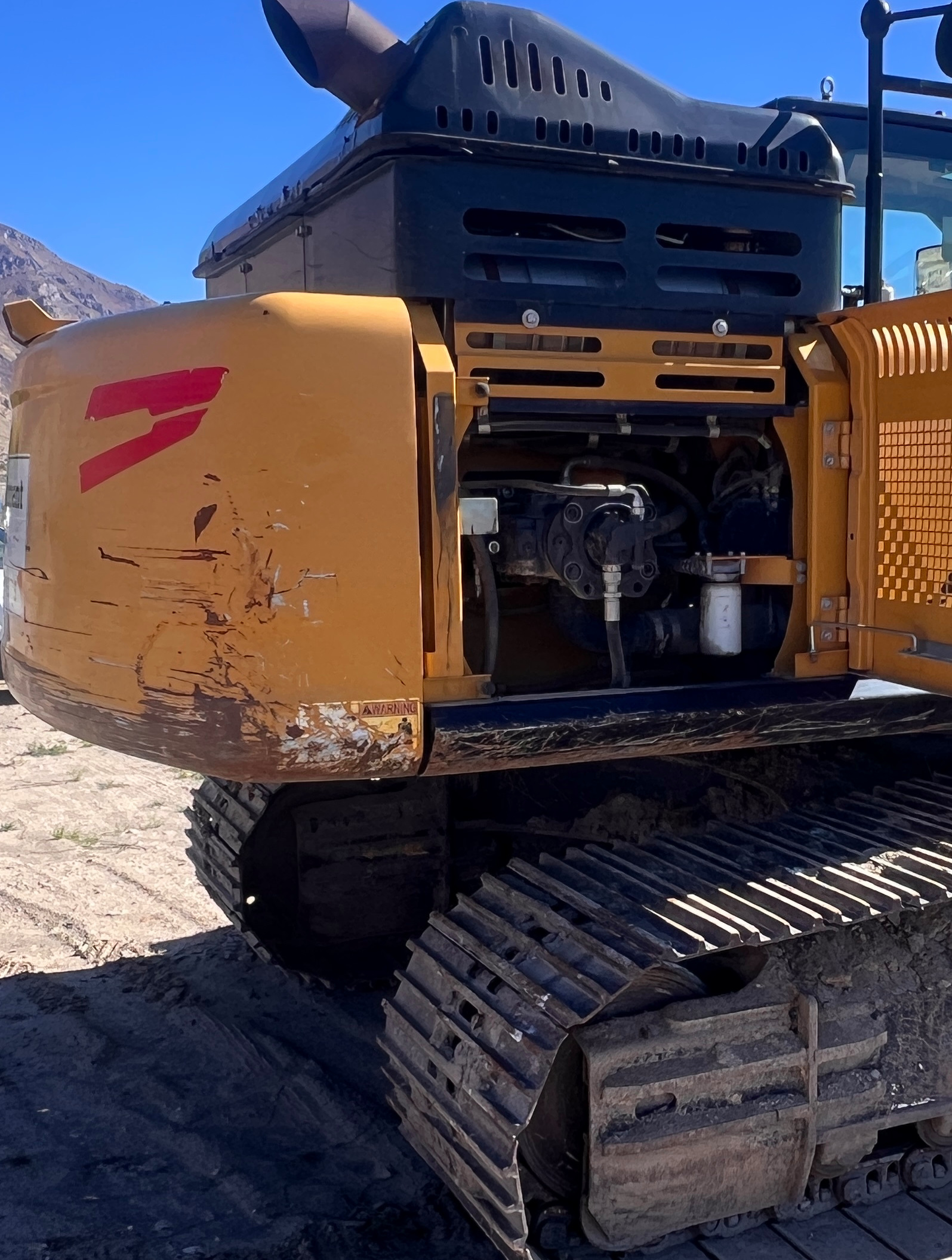 2019 SANY SY215C LC - view 9 of 48