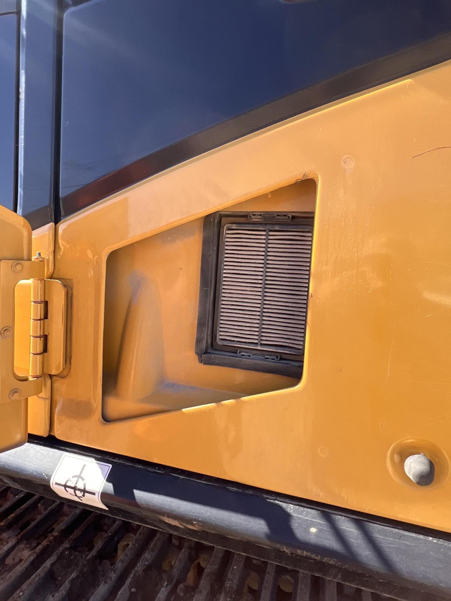 2019 SANY SY215C LC - view 14 of 48