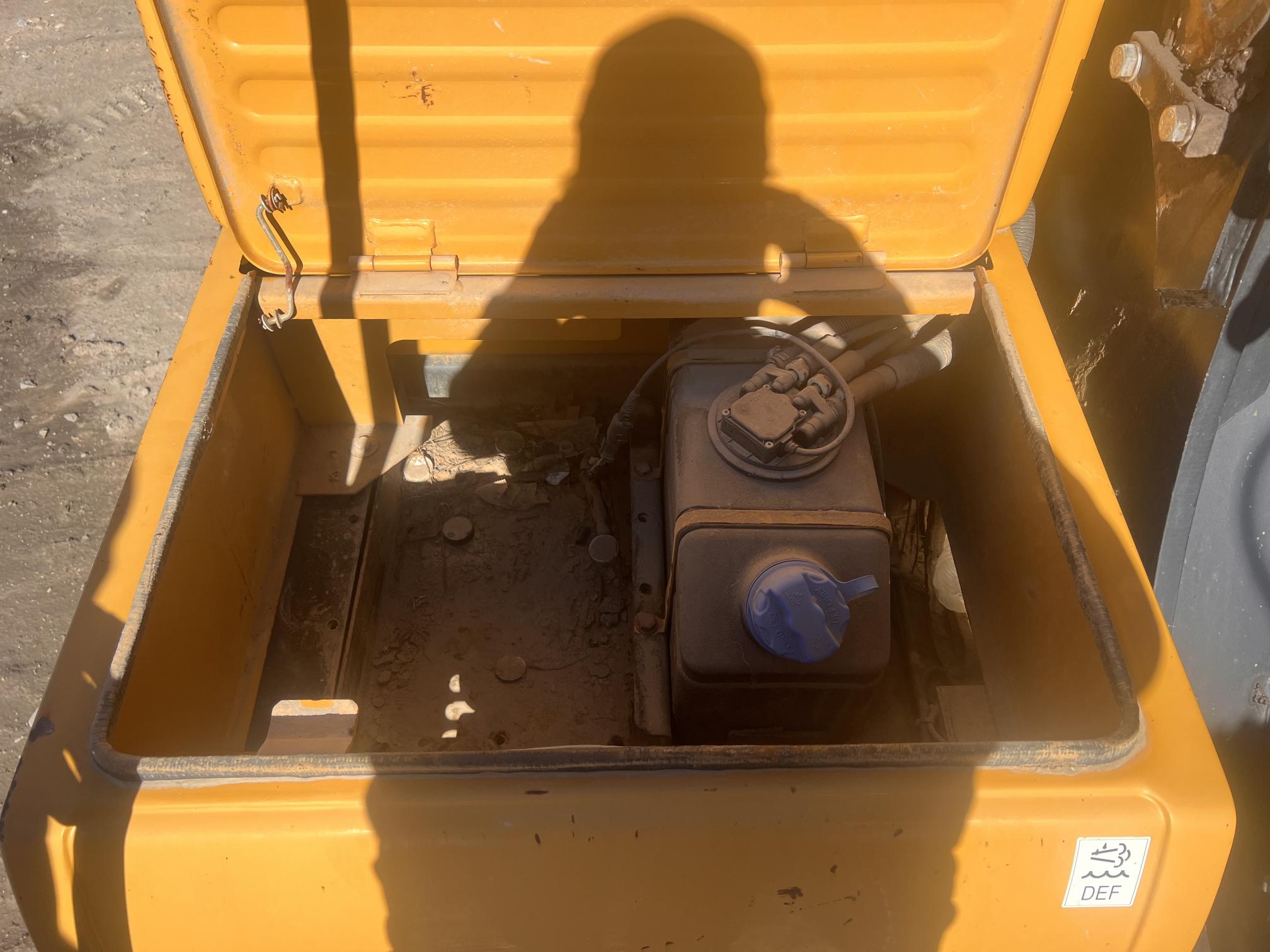 2019 SANY SY215C LC - view 16 of 48