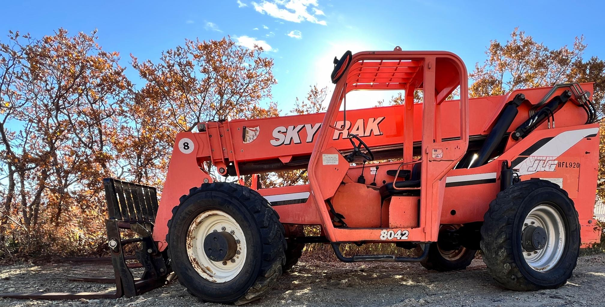 2007 SKY TRAK 8042