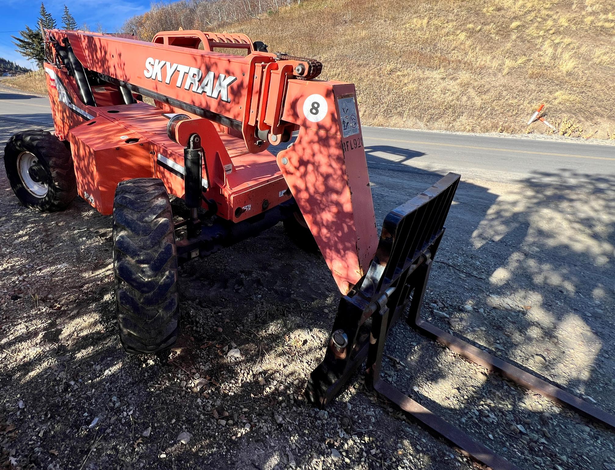 2007 SKY TRAK 8042 - Image 8