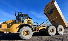 2012 CATERPILLAR 740 - Image 1