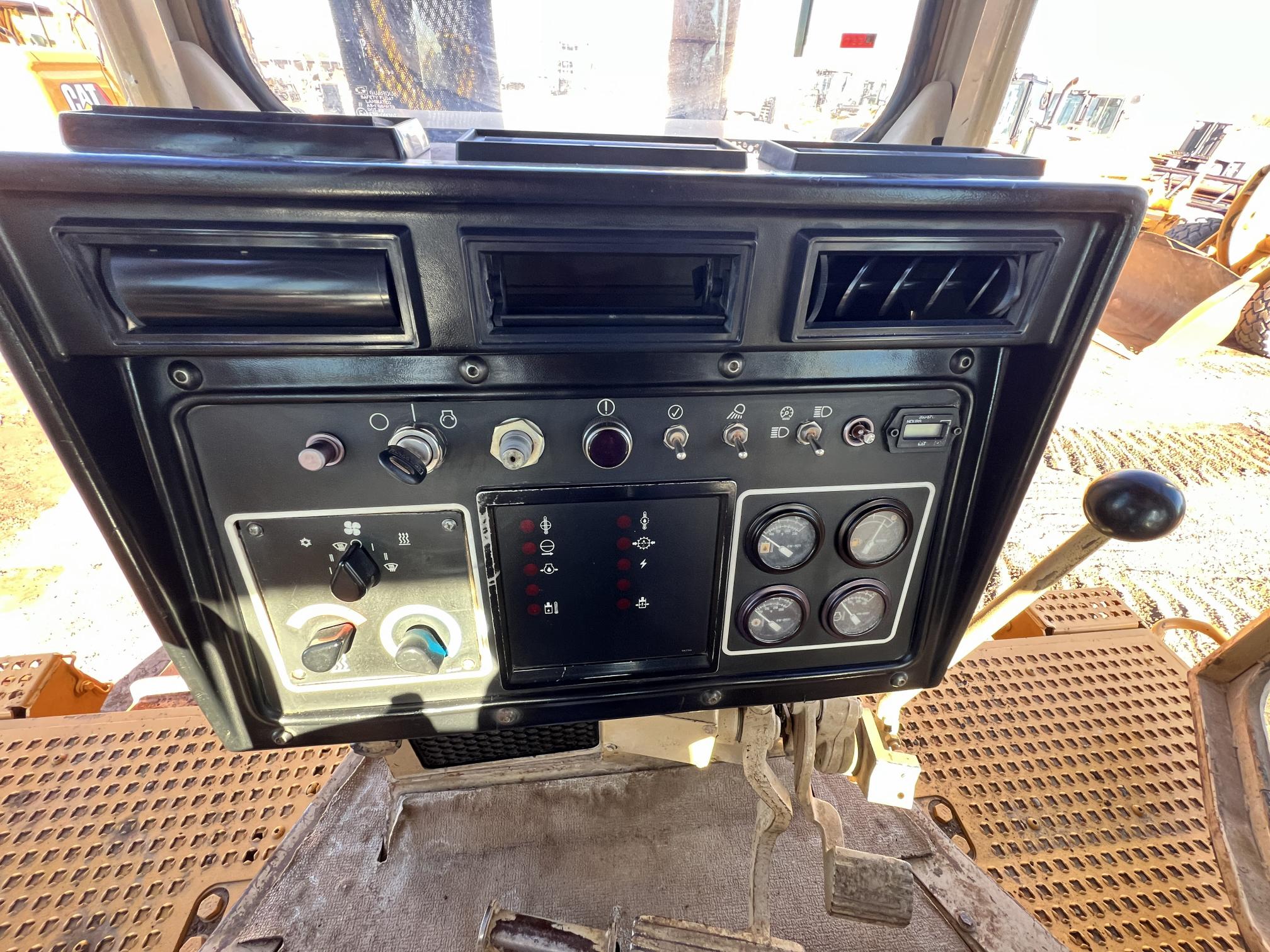 1997 CATERPILLAR D8R - Image 21