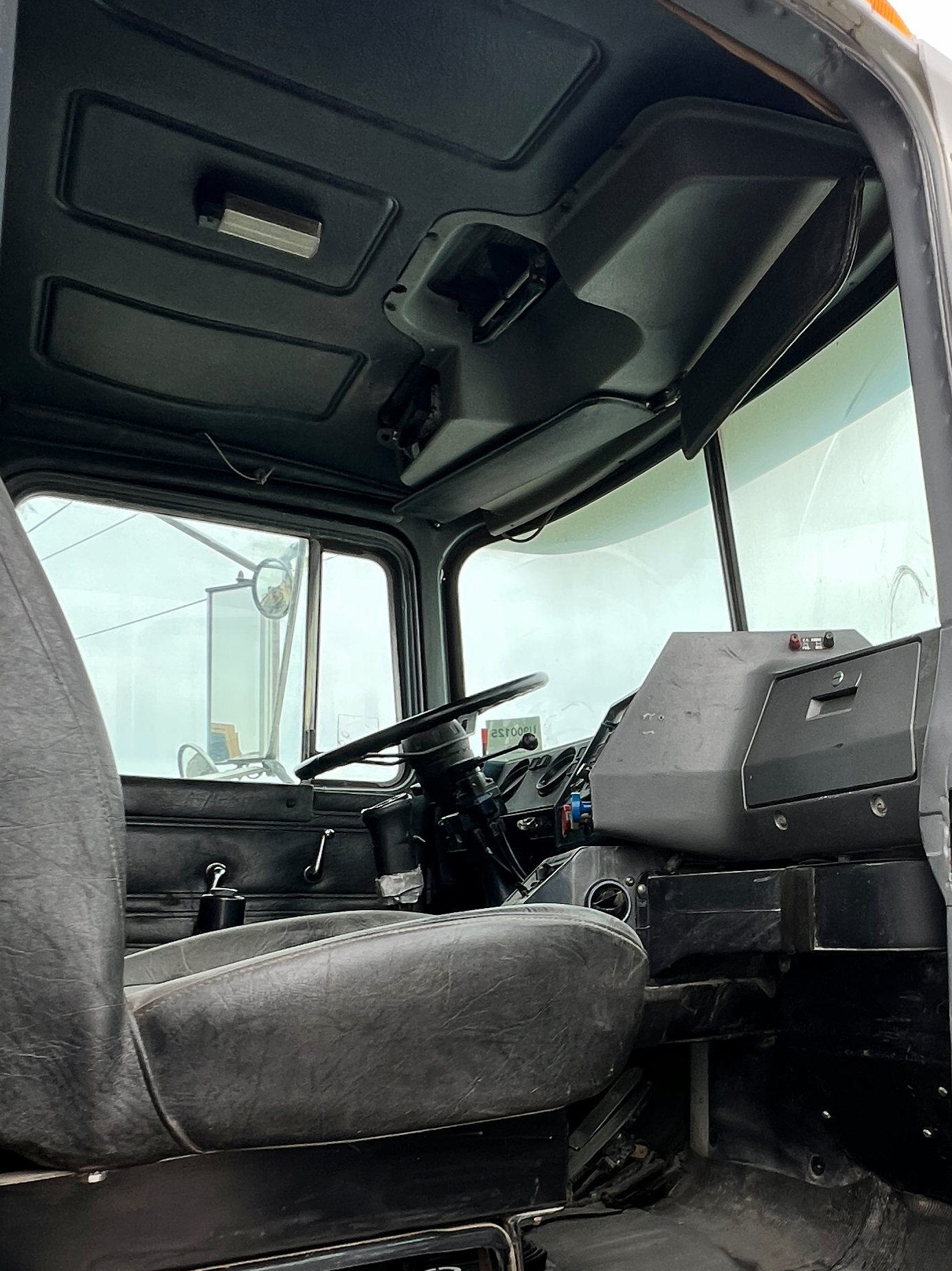 2000 MACK RD688s - Image 22