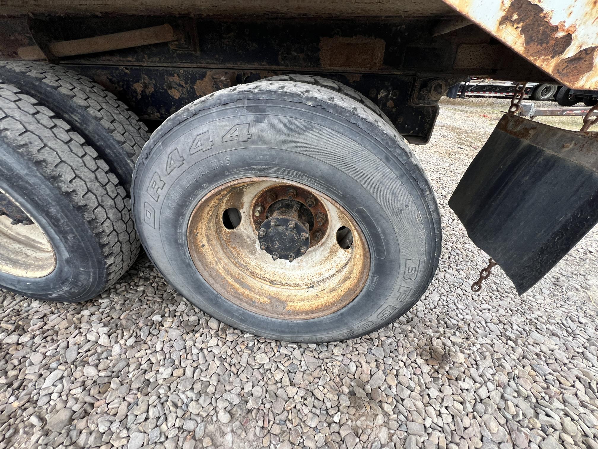 2000 MACK RD688s - Image 38