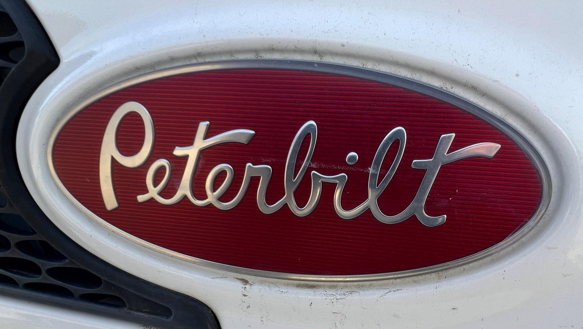 2021 PETERBILT 579 - Image 9