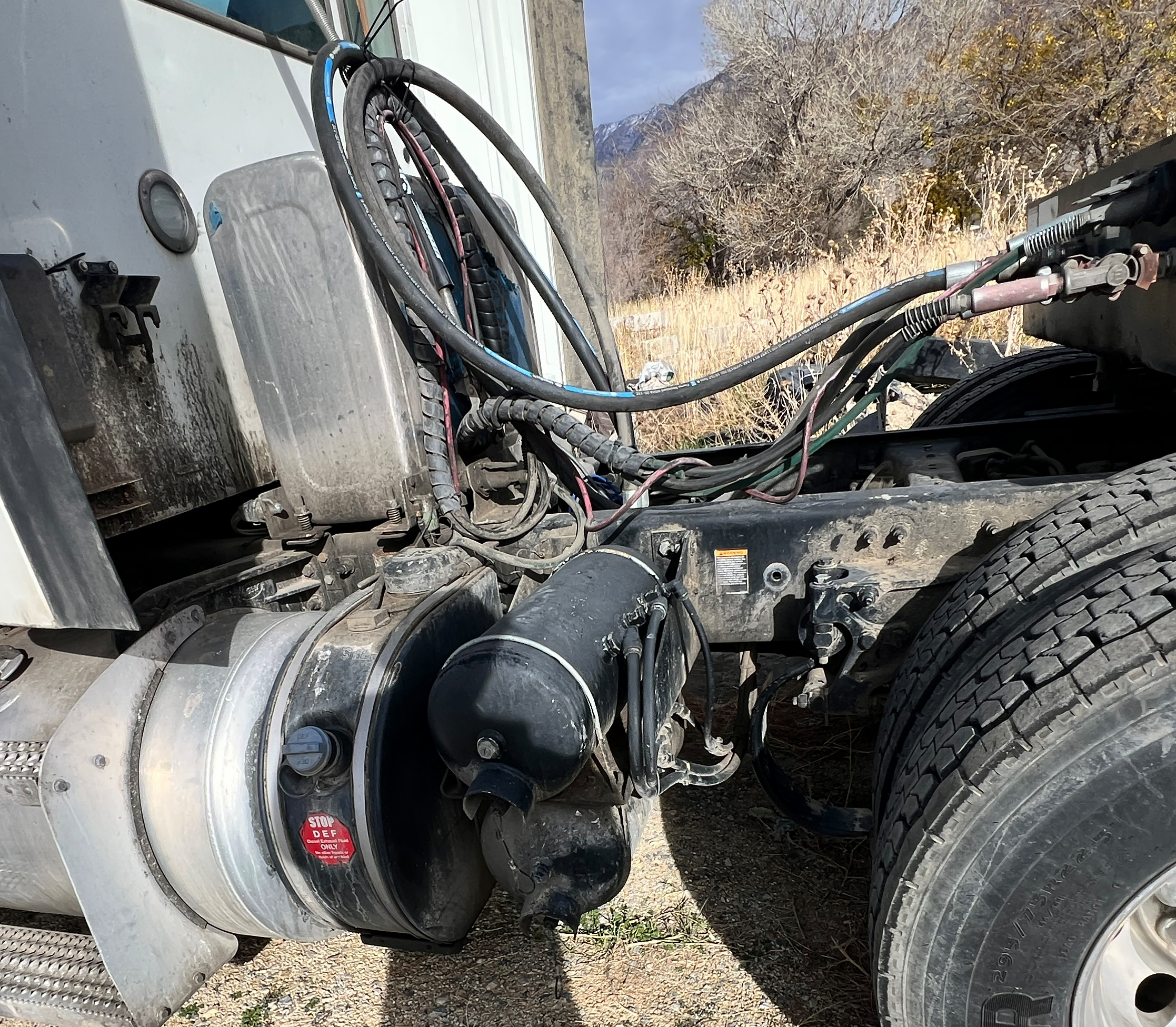 2021 PETERBILT 579 - Image 34