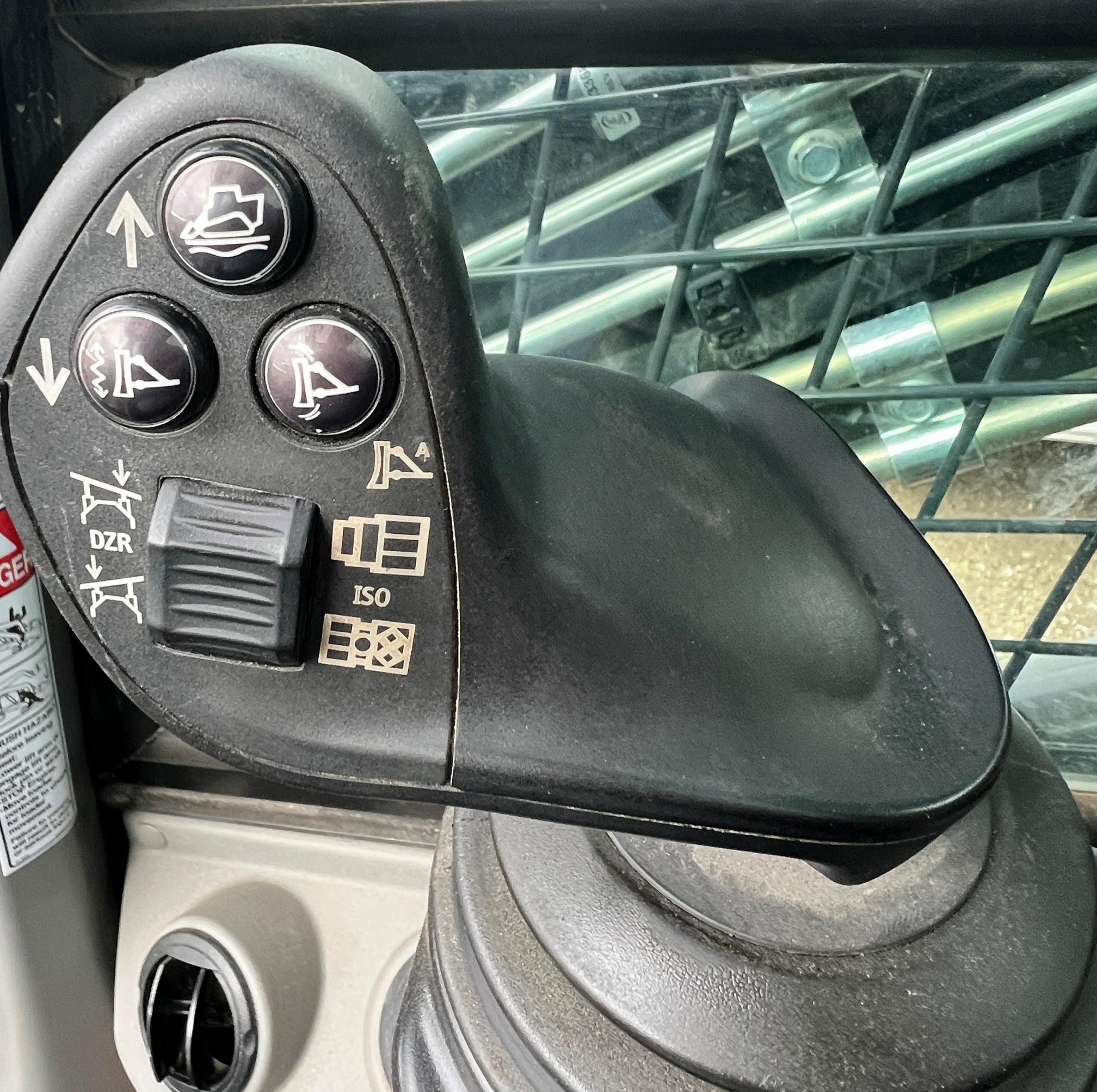 2023 CASE dl550 - Image 21