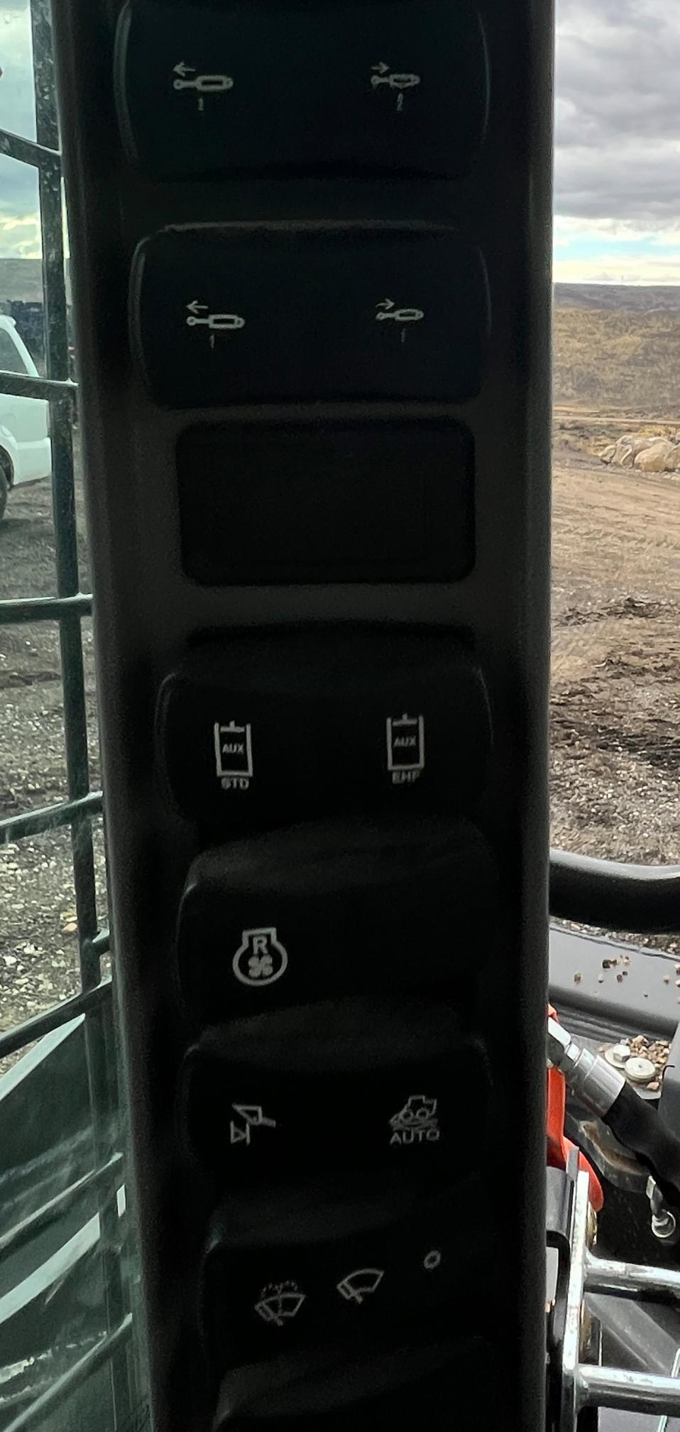 2023 CASE dl550 - Image 31