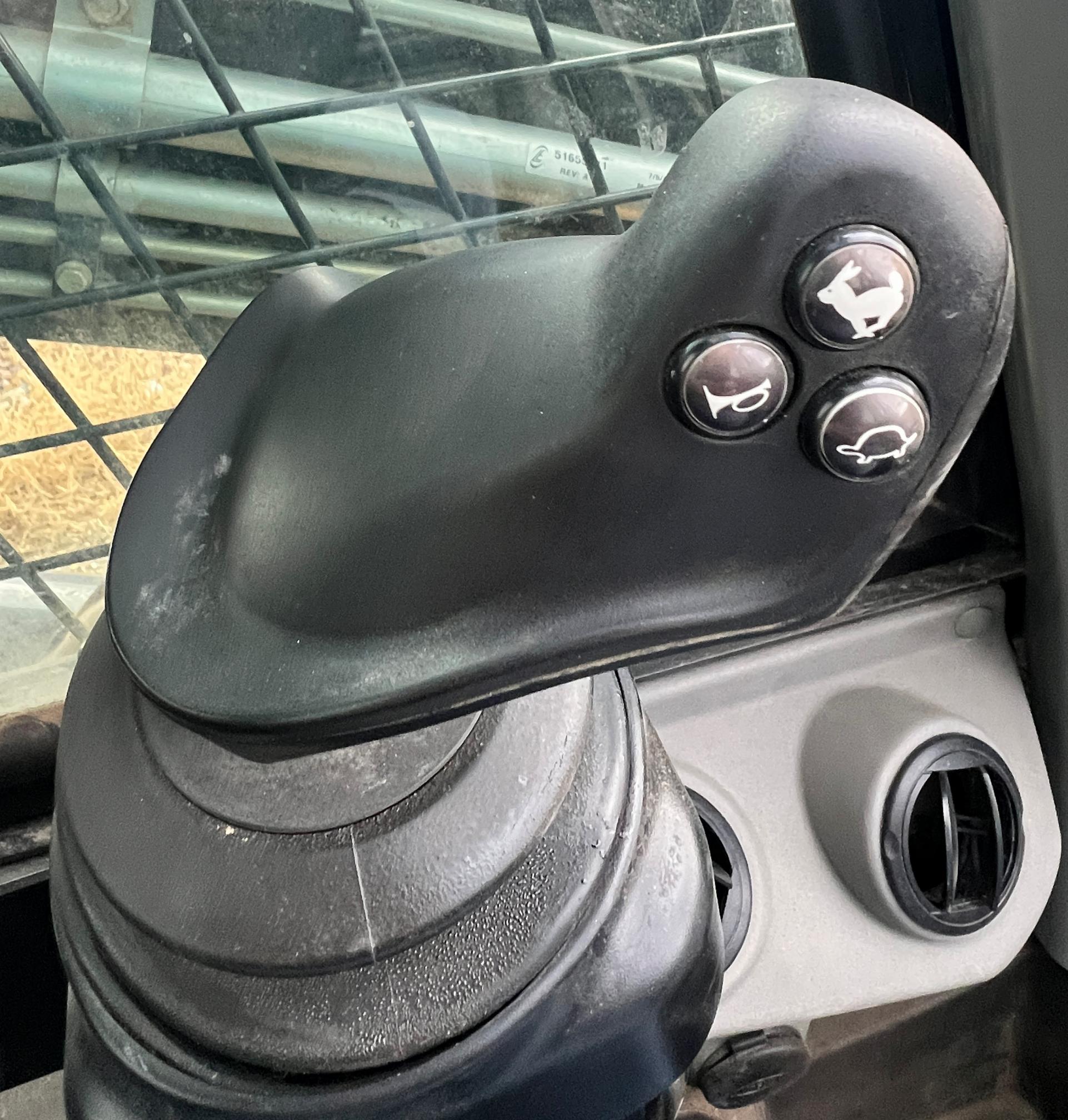 2023 CASE dl550 - Image 22