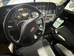 2020 PETERBILT 389 - Image 20