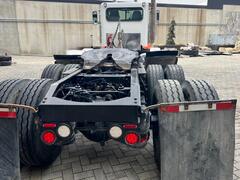 2020 PETERBILT 389 - Image 9