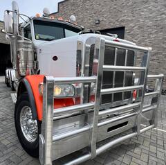 2020 PETERBILT 389 - Image 4