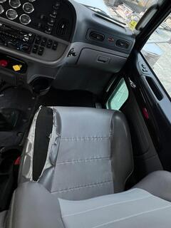 2020 PETERBILT 389 - Image 29