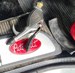 2020 PETERBILT 389 - Image 31