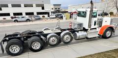 2020 PETERBILT 389 - Image 6