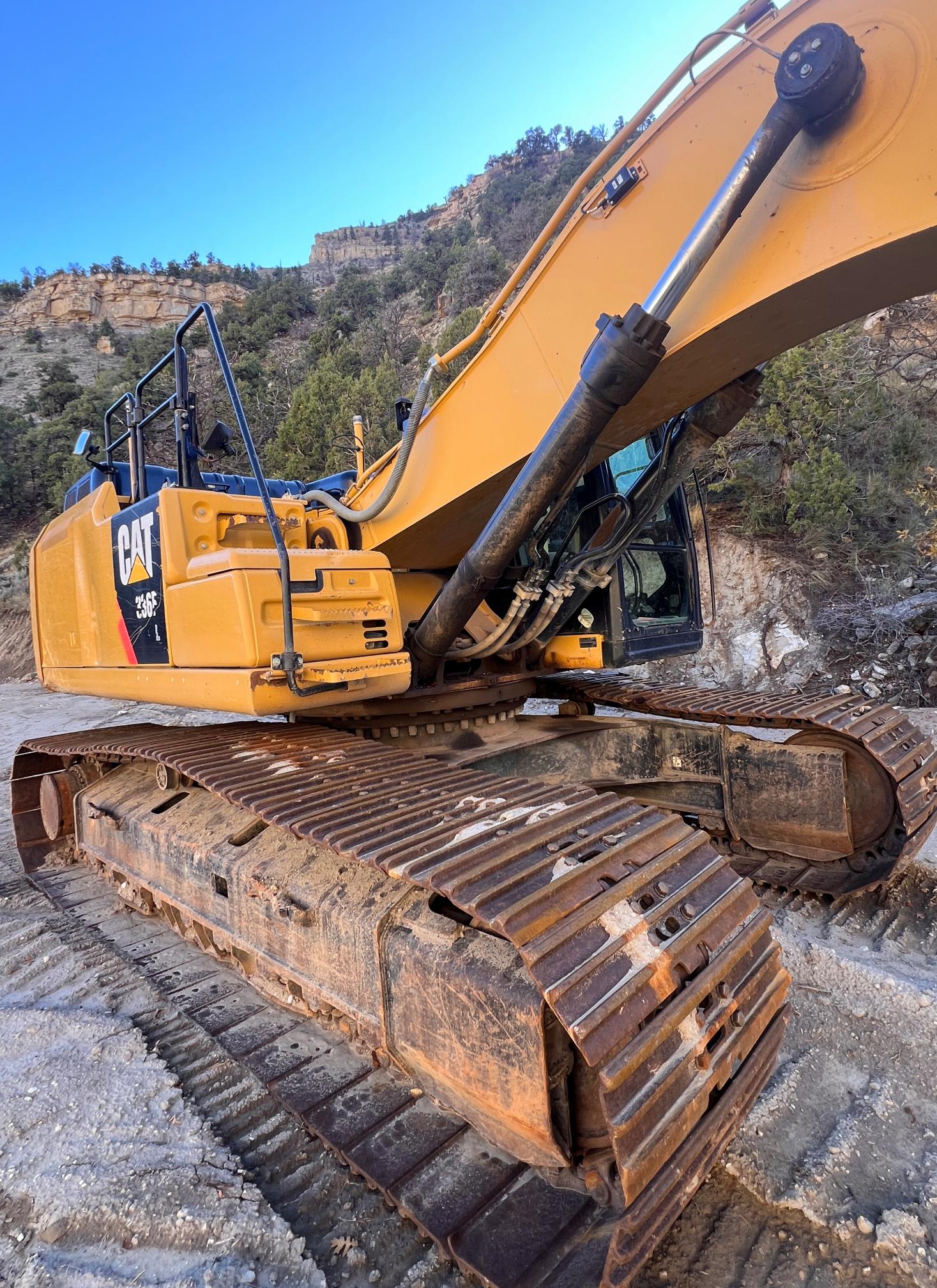 2016 CATERPILLAR 336F L - view 2 of 73