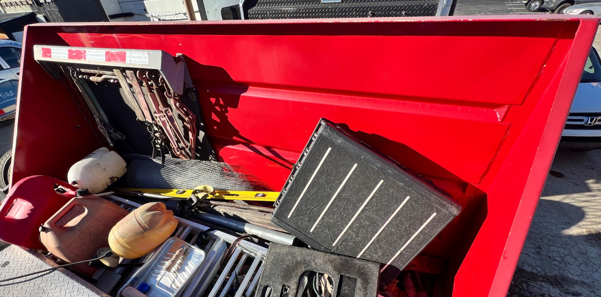 1997 TRAIL KING 49' X 102" - Image 29