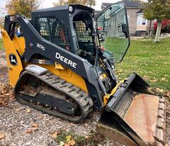 2022 DEERE 317G - Image 2