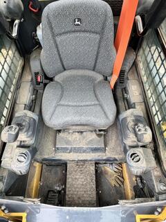 2022 DEERE 317G - Image 22