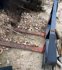 2022 DEERE 317G - Image 43